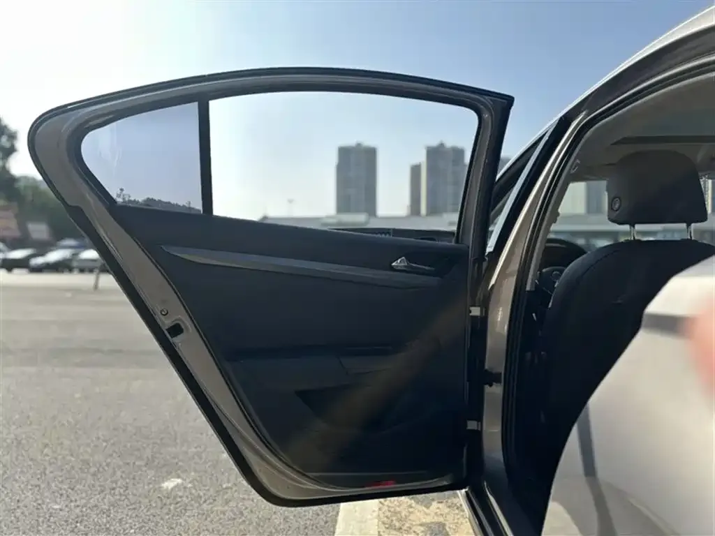 Volkswagen Bora 2022 из CN, фото 5