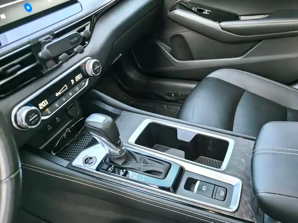 Nissan Teana 2023 из CN, фото 10