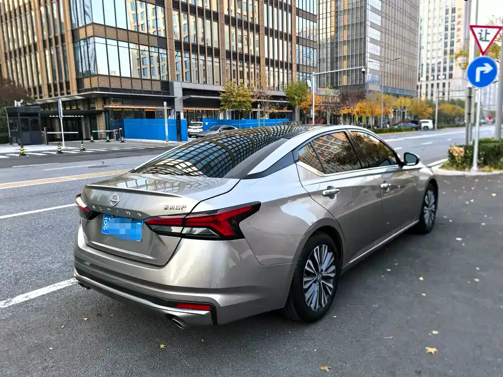 Nissan Teana 2023 из CN, фото 4