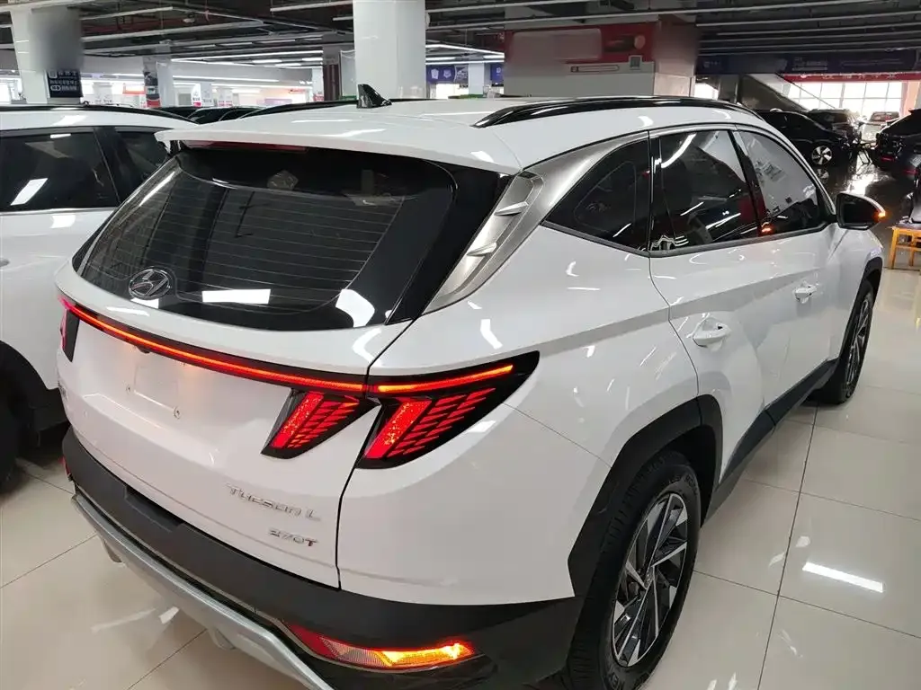 Hyundai Tucson — фото 7