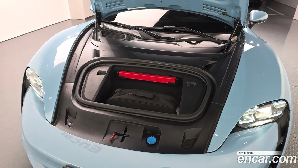 Porsche Taycan 2022 из KR, фото 6