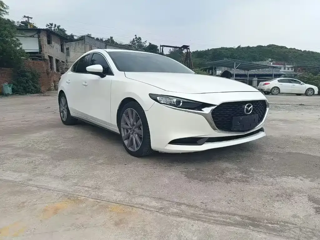Mazda 3 Axela 2021 из CN, фото 1