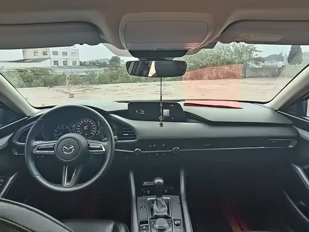 Mazda 3 Axela 2021 из CN, фото 5