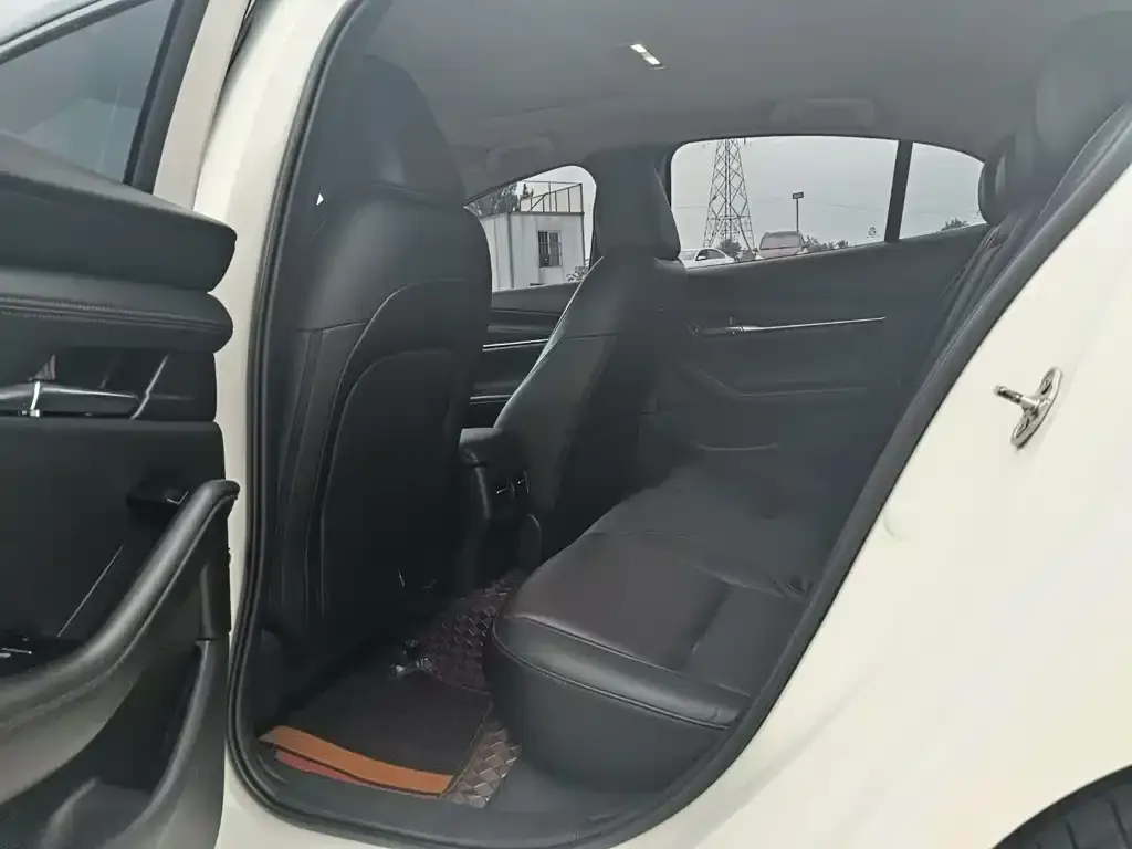 Mazda 3 Axela 2021 из CN, фото 6