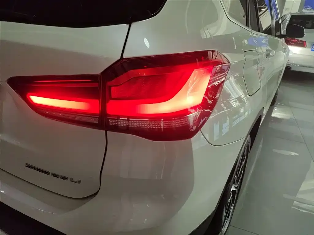 BMW X1 2023 из CN, фото 8