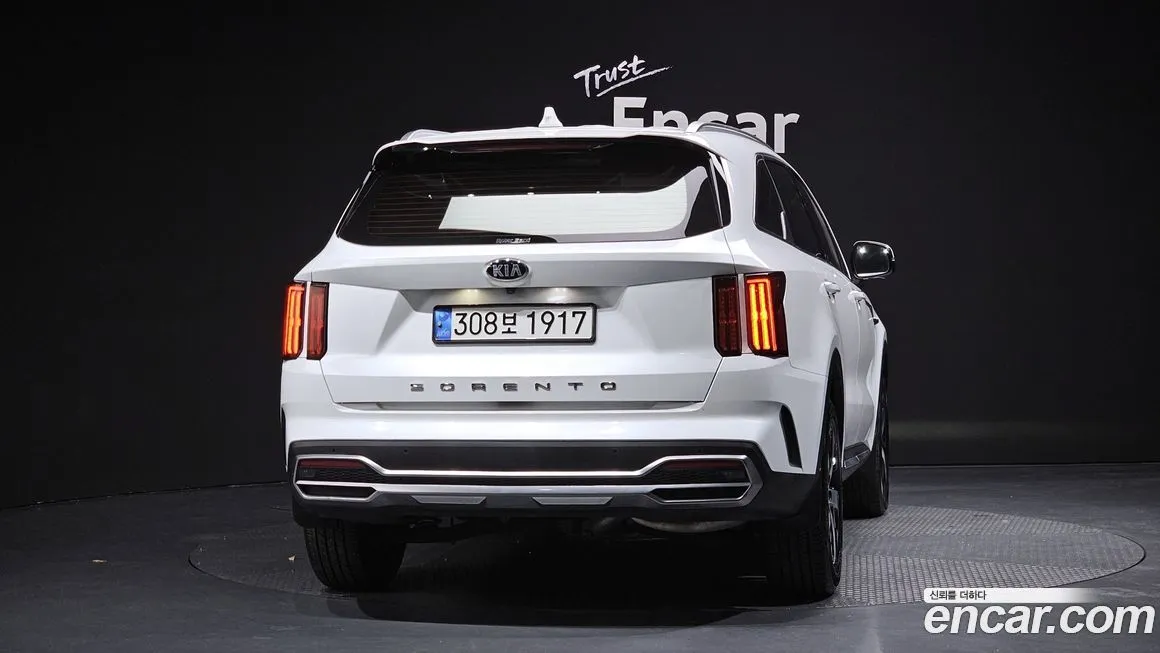 Kia Sorento — фото 4