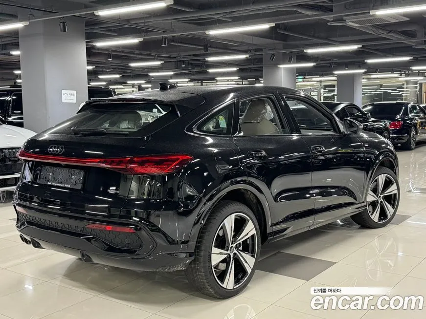 Audi Q5 2025 из KR, фото 3