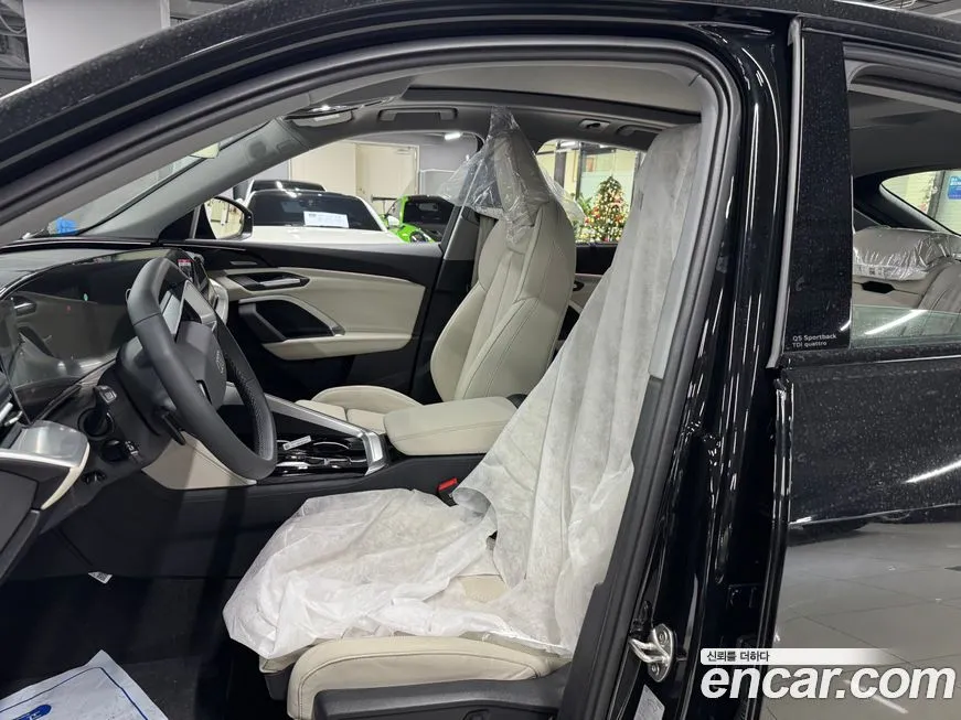 Audi Q5 2025 из KR, фото 4