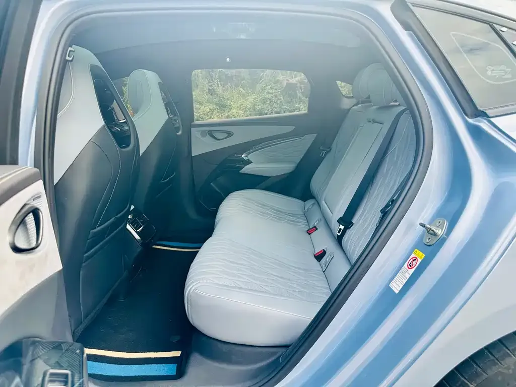 BYD Seal — фото 6