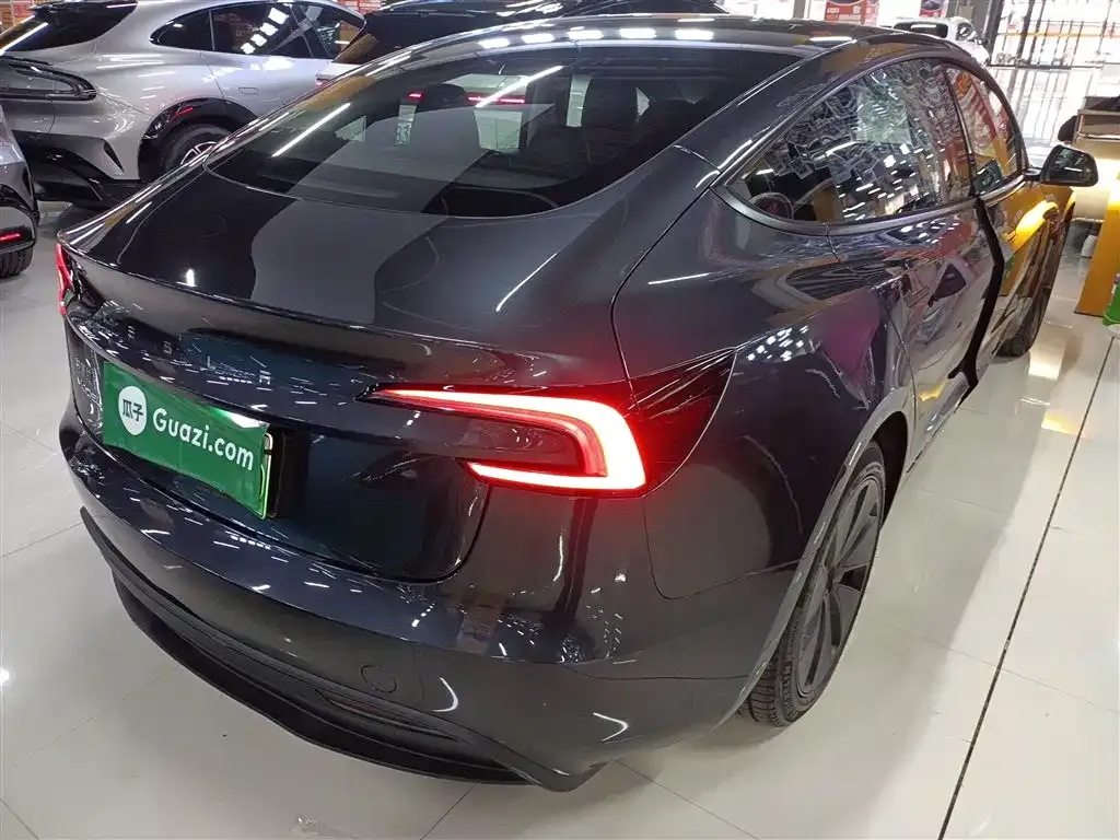 Tesla Model 3 2024 из CN, фото 7