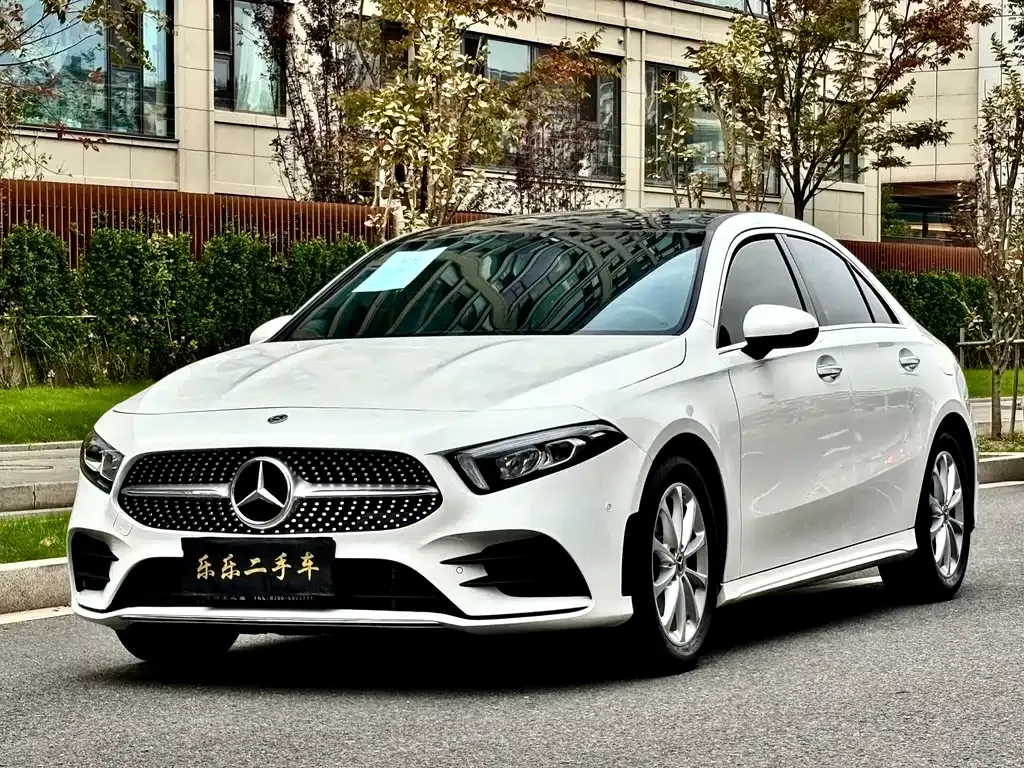 Mercedes-Benz A-Class — фото 1