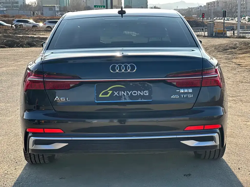 Audi A6L 2023 из CN, фото 4