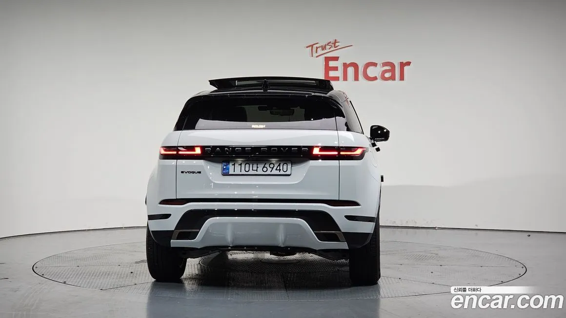 Land Rover Range Rover Evoque — фото 4