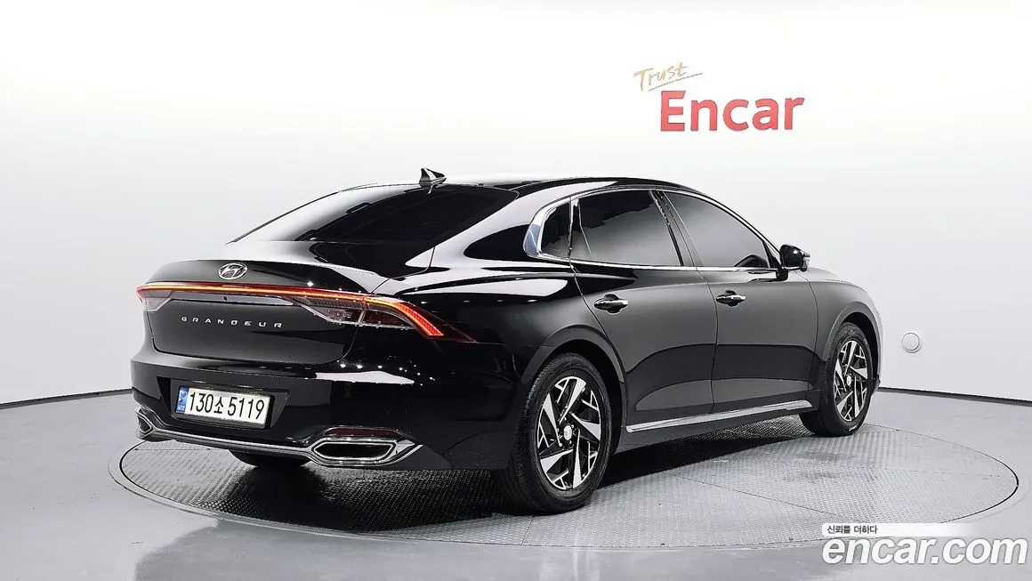 Hyundai Grandeur 2022 из KR, фото 2