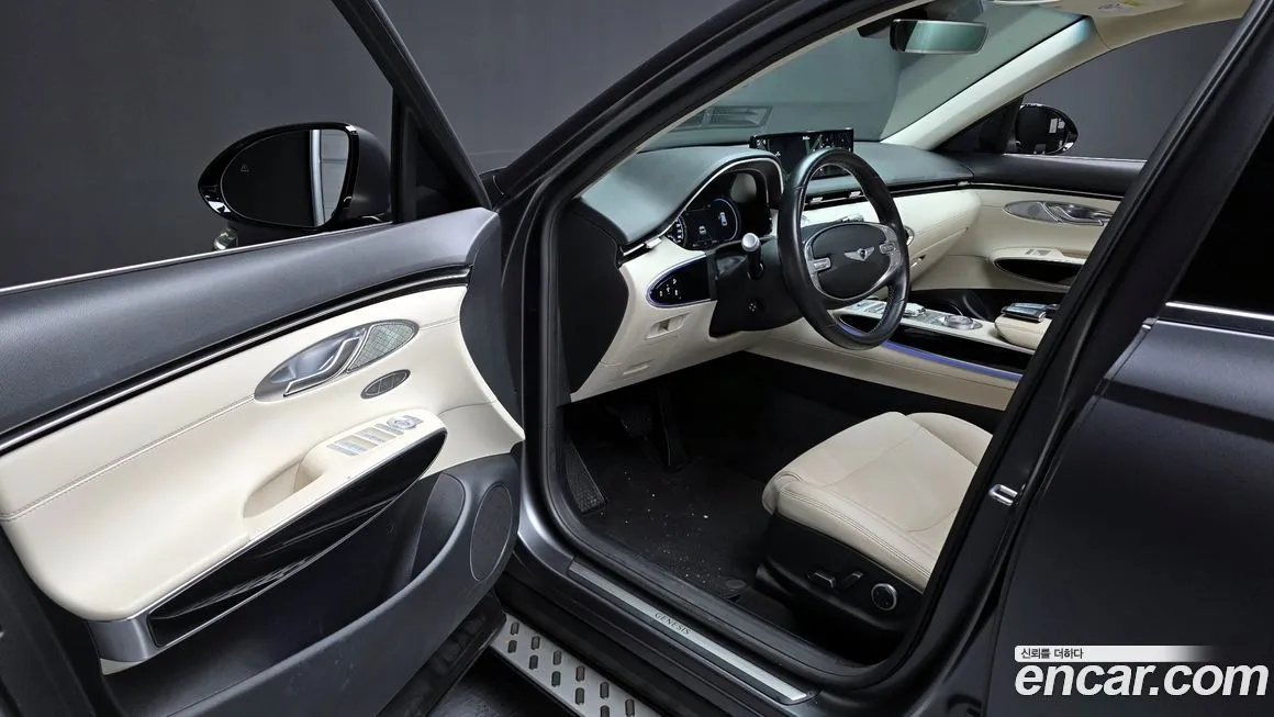 Genesis GV70 — фото 10