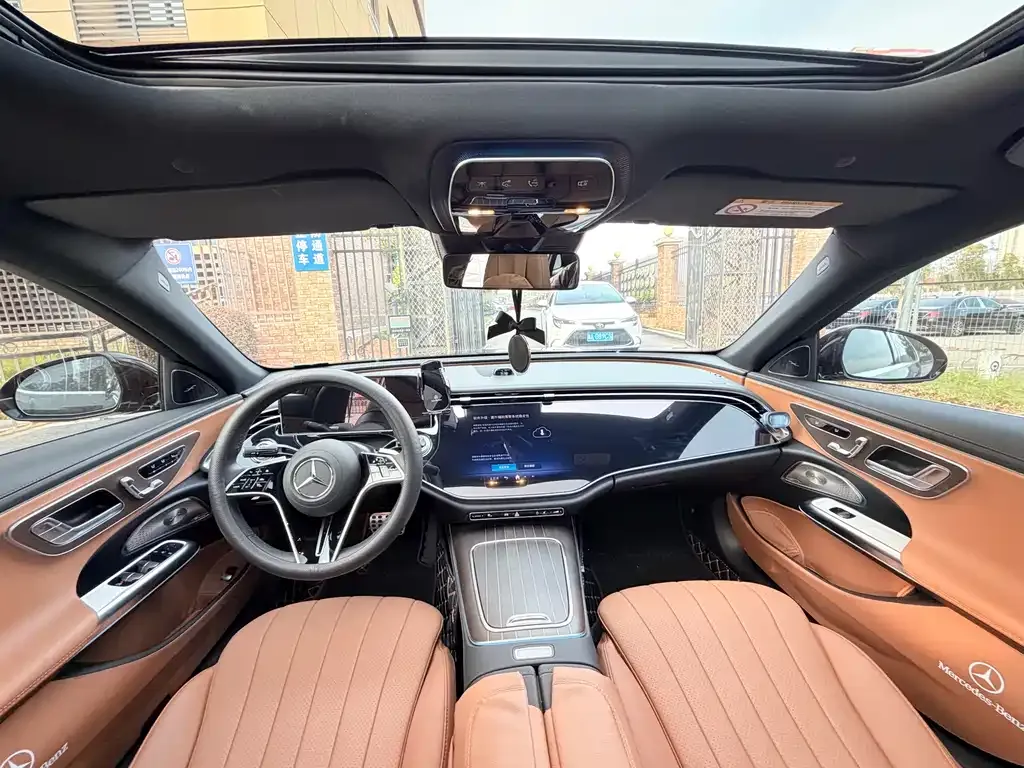 Mercedes-Benz E-Class 2025 из CN, фото 7
