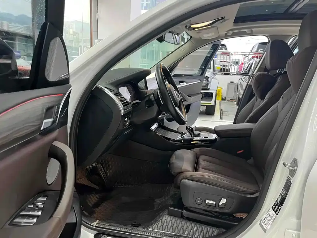 BMW X3 2022 из CN, фото 4
