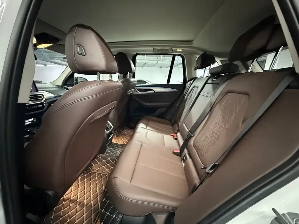 BMW iX3 2023 из CN, фото 8