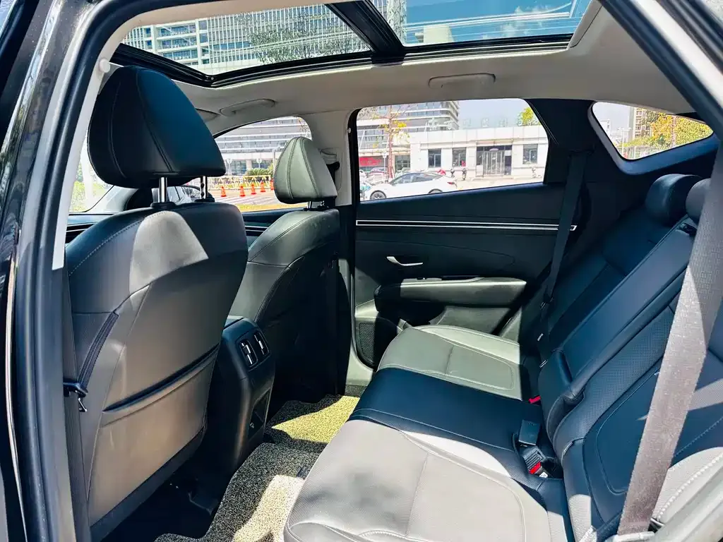 Hyundai Tucson 2023 из CN, фото 9