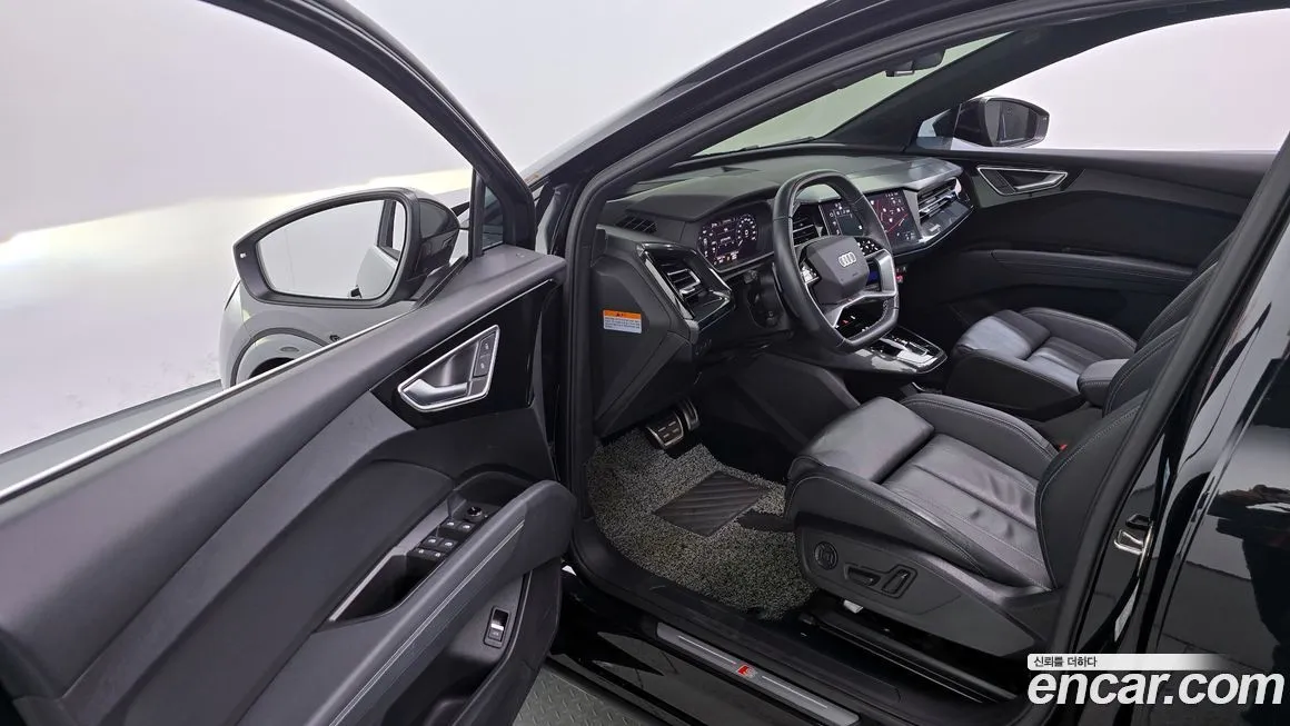 Audi Q4 e-tron 2022 из KR, фото 10