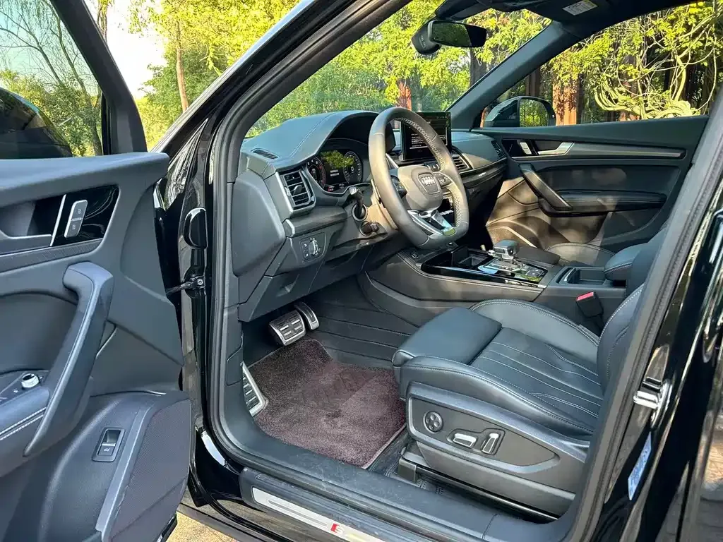 Audi Q5L 2025 из CN, фото 4