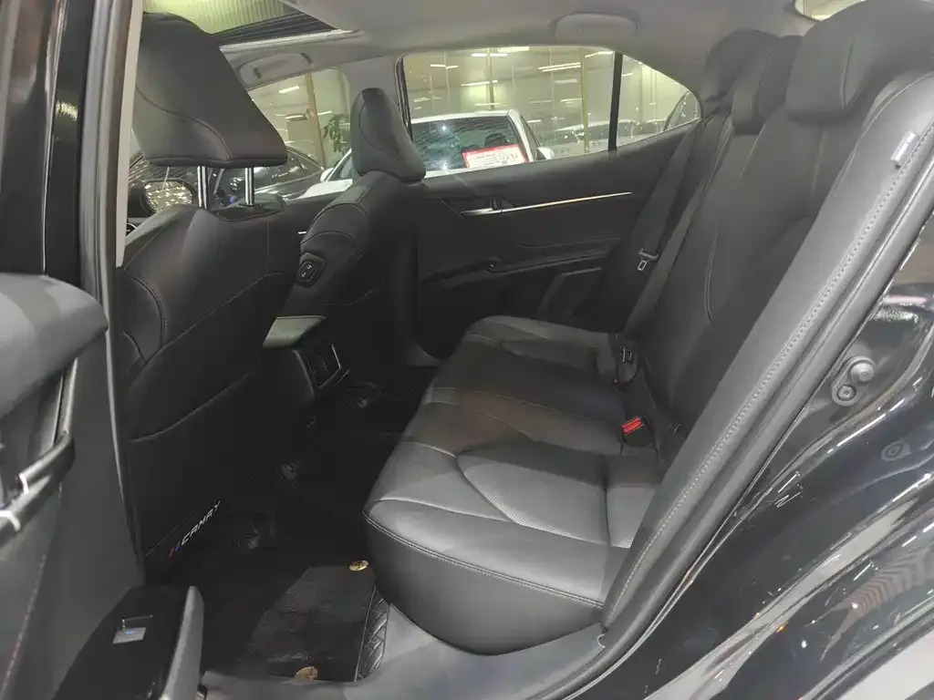Toyota Camry 2023 из CN, фото 6