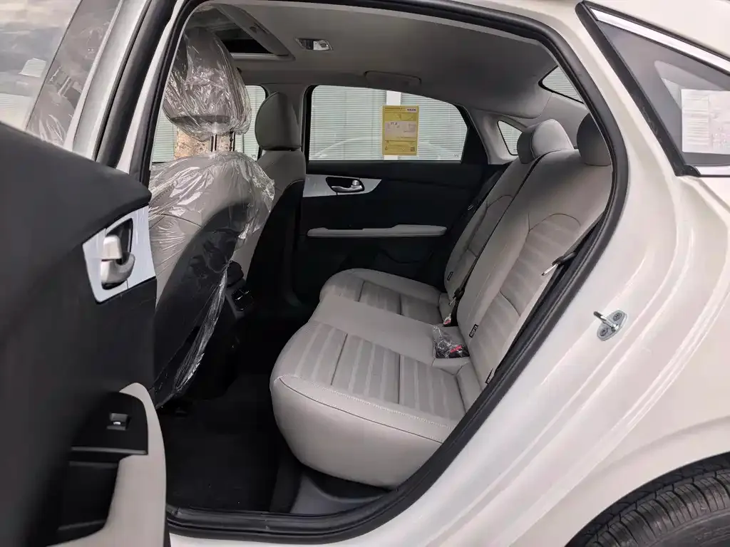 Kia K3 2025 из CN, фото 9