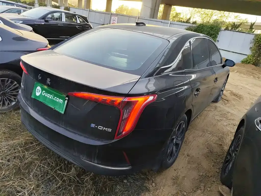 Hongqi E-QM5 2023 из CN, фото 7
