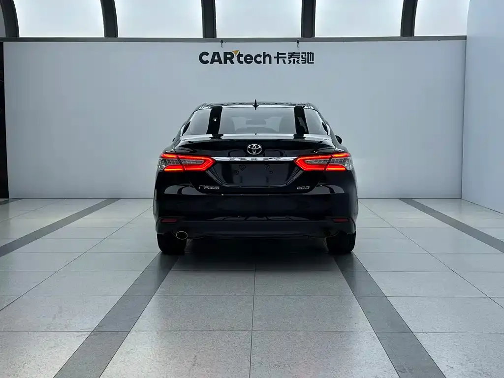 Toyota Camry 2021 из CN, фото 5