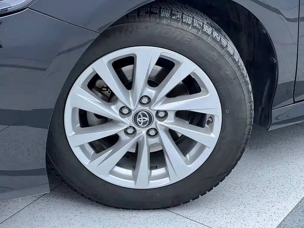 Toyota Camry 2021 из CN, фото 8