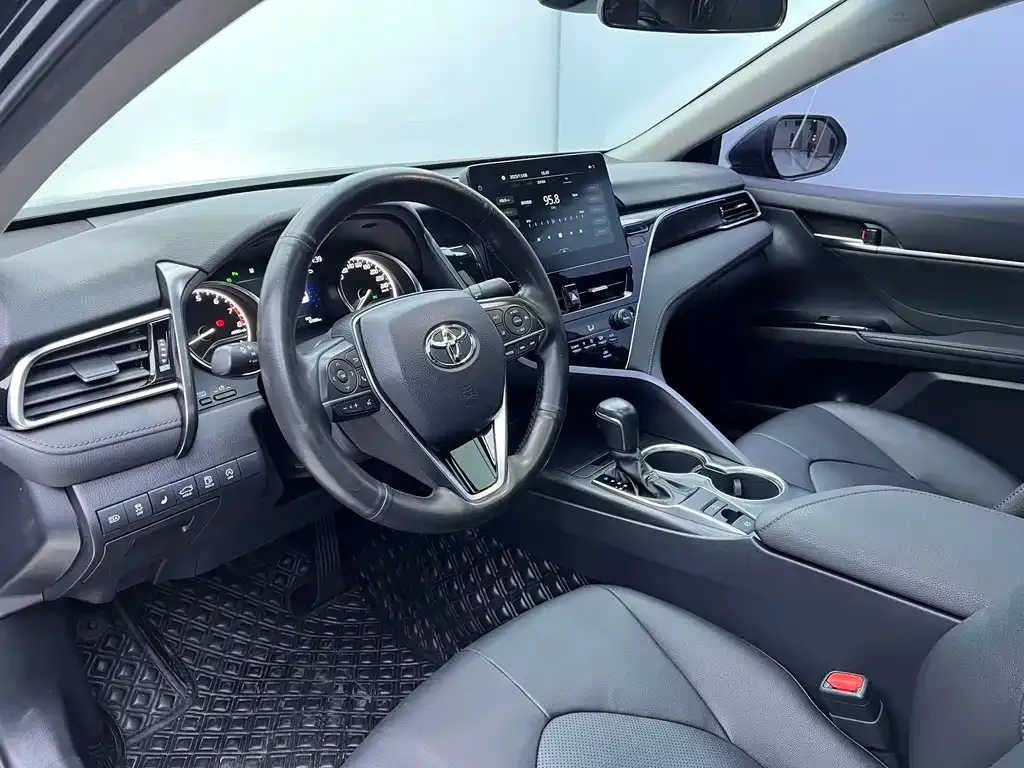 Toyota Camry 2021 из CN, фото 9
