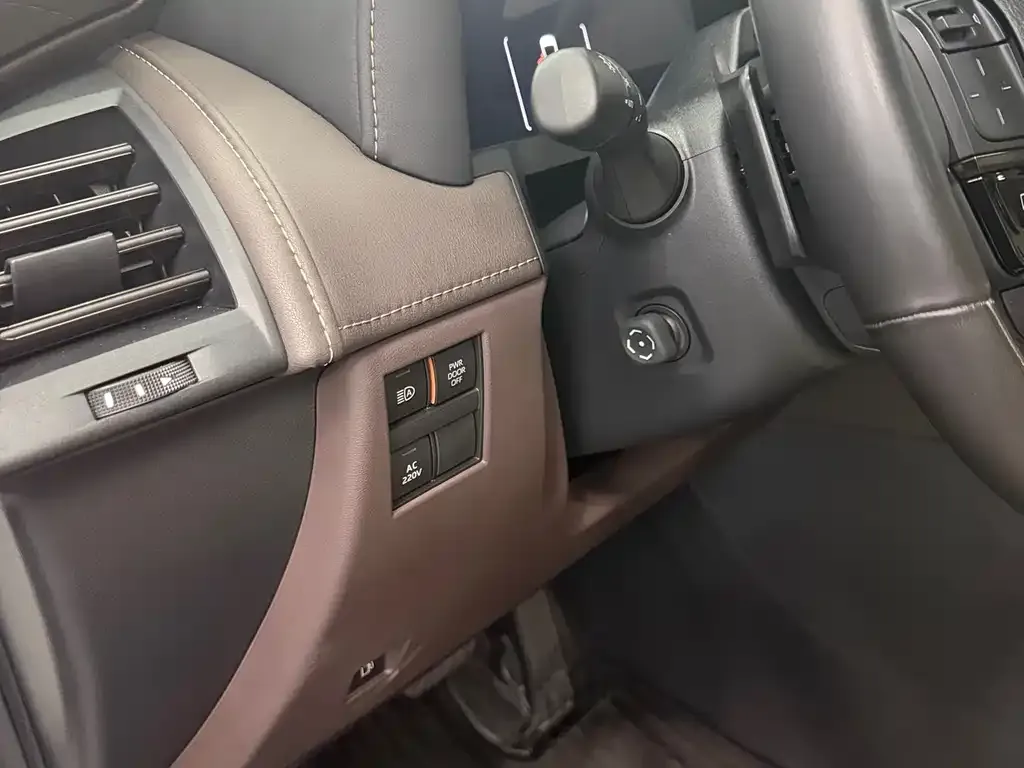 Toyota Vellfire 2023 из CN, фото 5