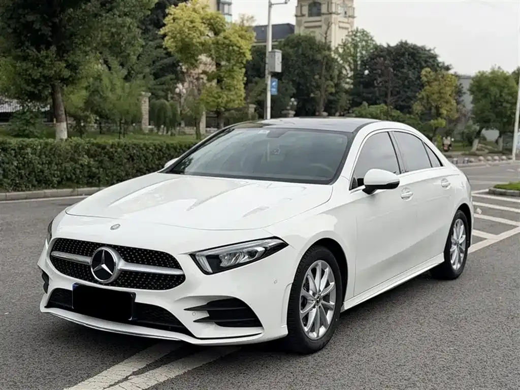 Mercedes-Benz A-Class — фото 1