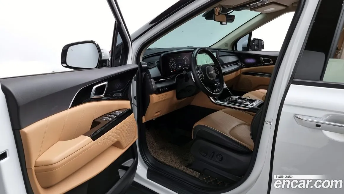 Kia Carnival — фото 10