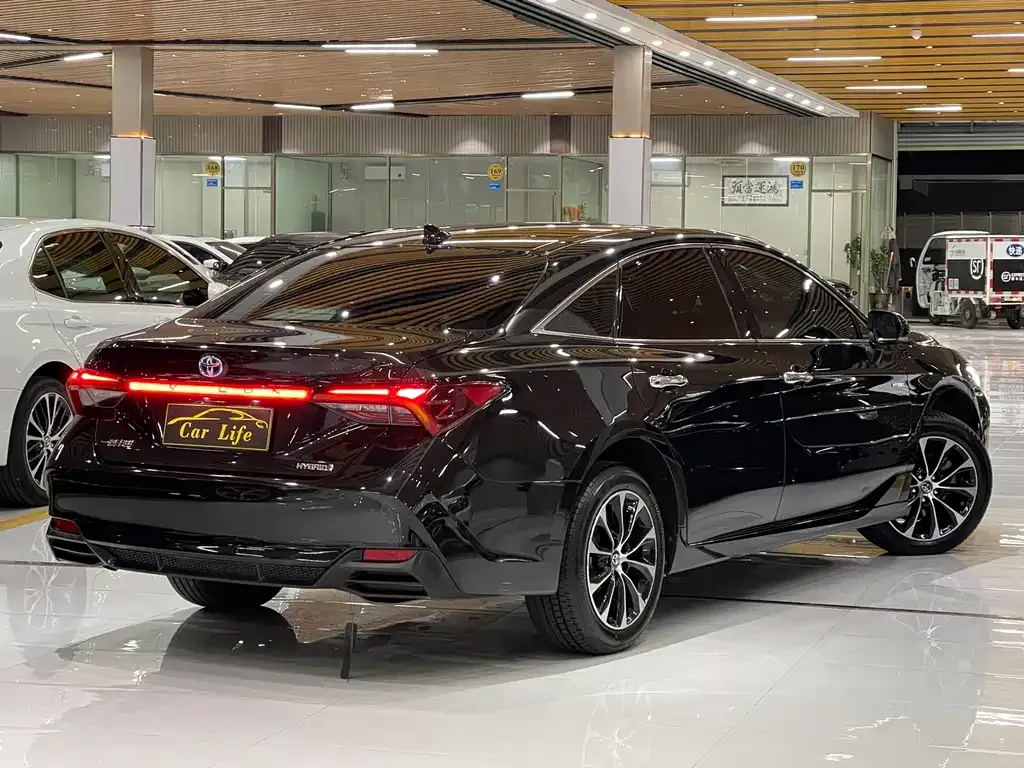 Toyota Avalon 2023 из CN, фото 8
