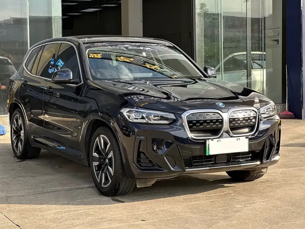 BMW iX3 2023 из CN, фото 3