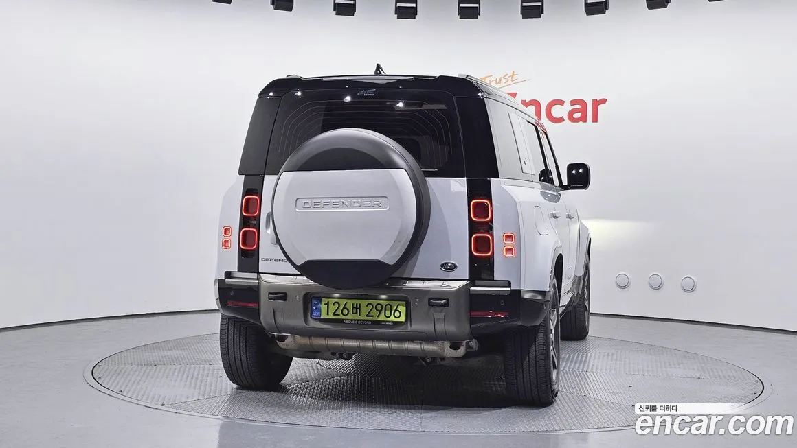 Land Rover Defender 2023 из KR, фото 4