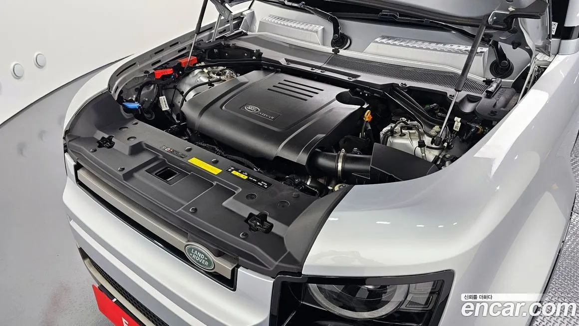 Land Rover Defender 2023 из KR, фото 6