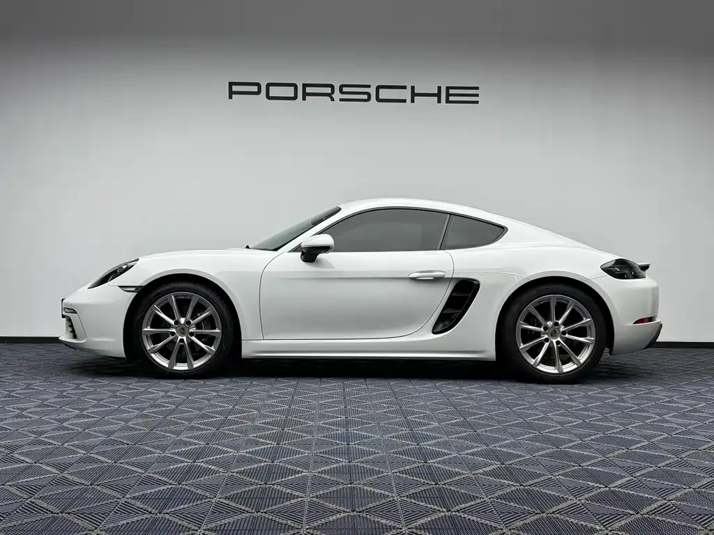 Porsche 718 — фото 4