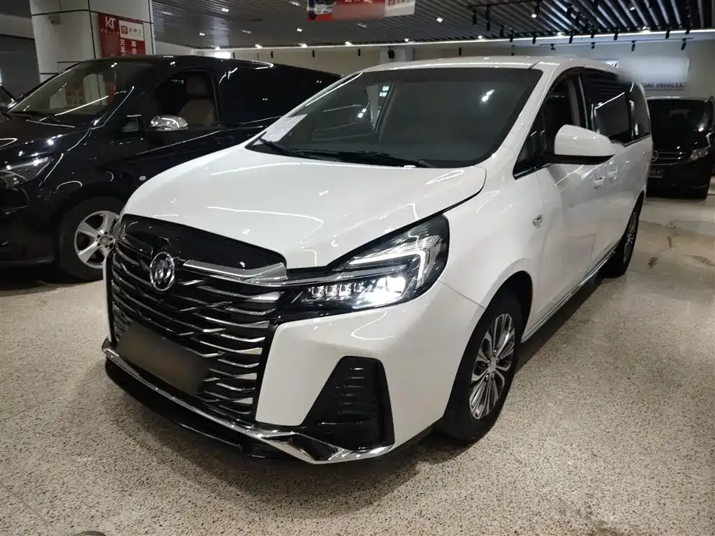 Buick GL8 2023 из CN, фото 1