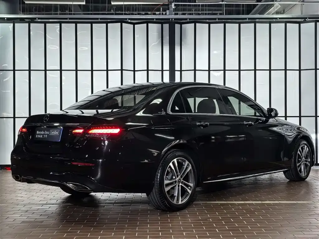 Mercedes-Benz E-Class 2023 из CN, фото 3