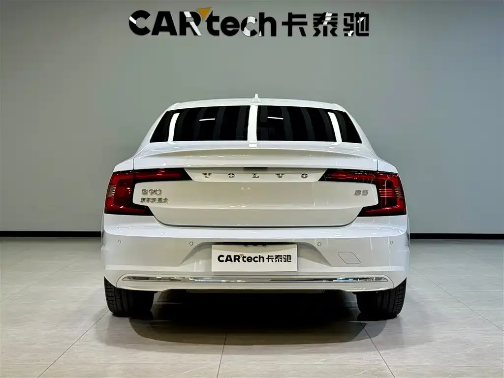 Volvo S90 2024 из CN, фото 5