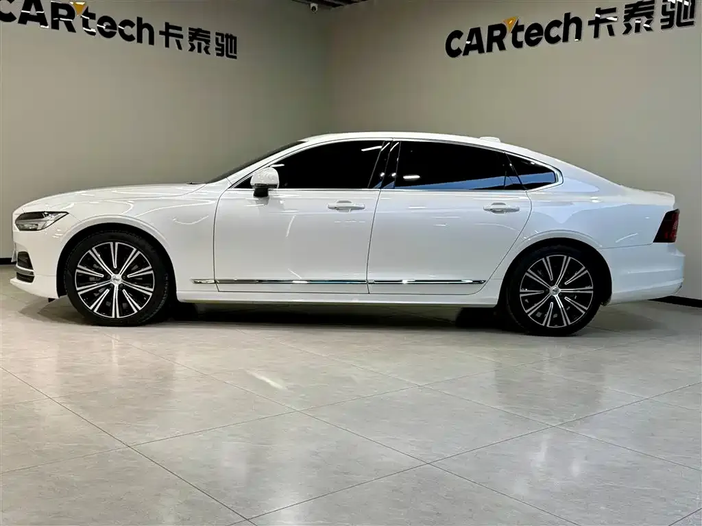 Volvo S90 2024 из CN, фото 7