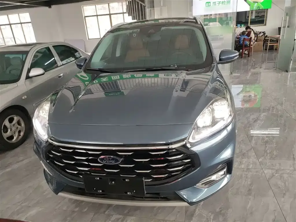 Ford Escape 2022 из CN, фото 3
