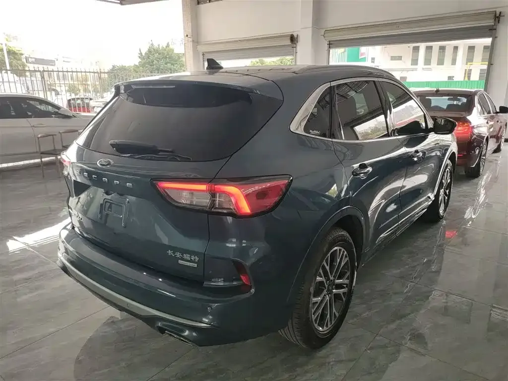 Ford Escape 2022 из CN, фото 7
