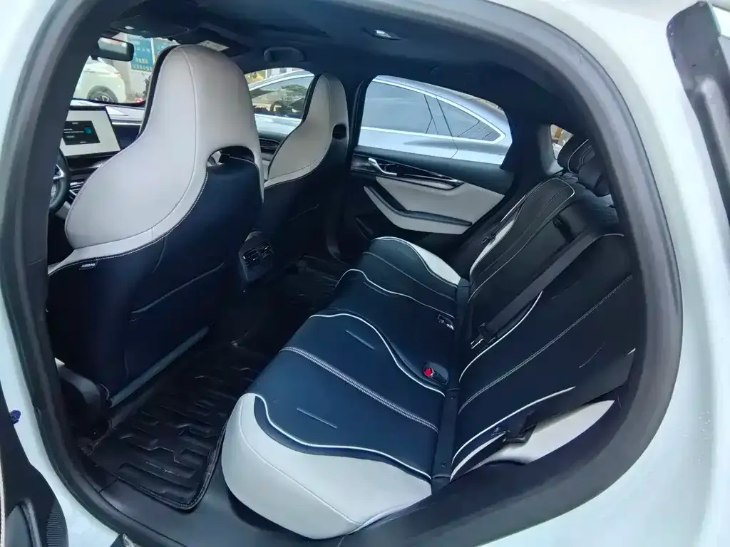 BYD Qin PLUS 2022 из CN, фото 9
