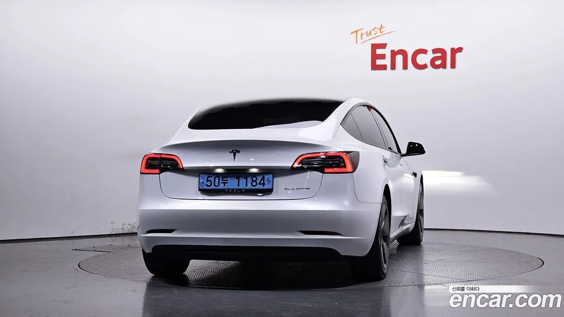 Tesla Model 3 2021 из KR, фото 4