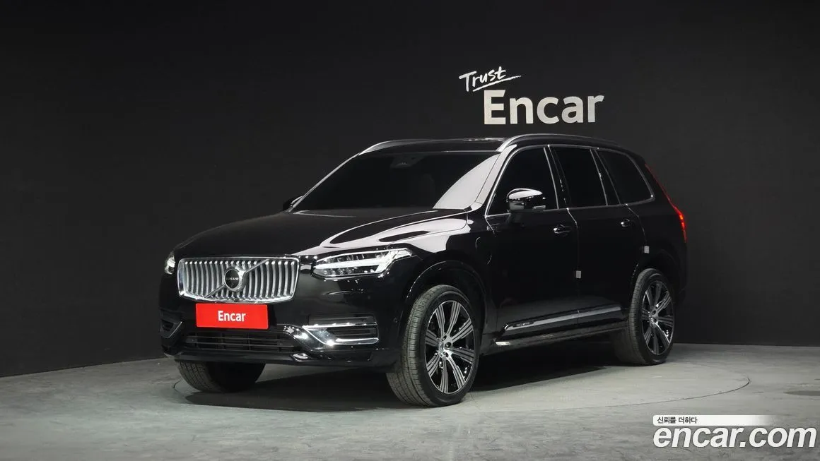 Volvo XC90 — фото 1