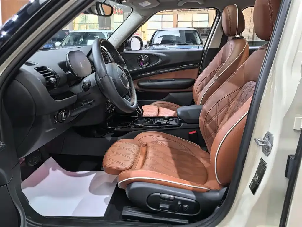 [object Object] Mini Clubman 2022 из CN, фото 6