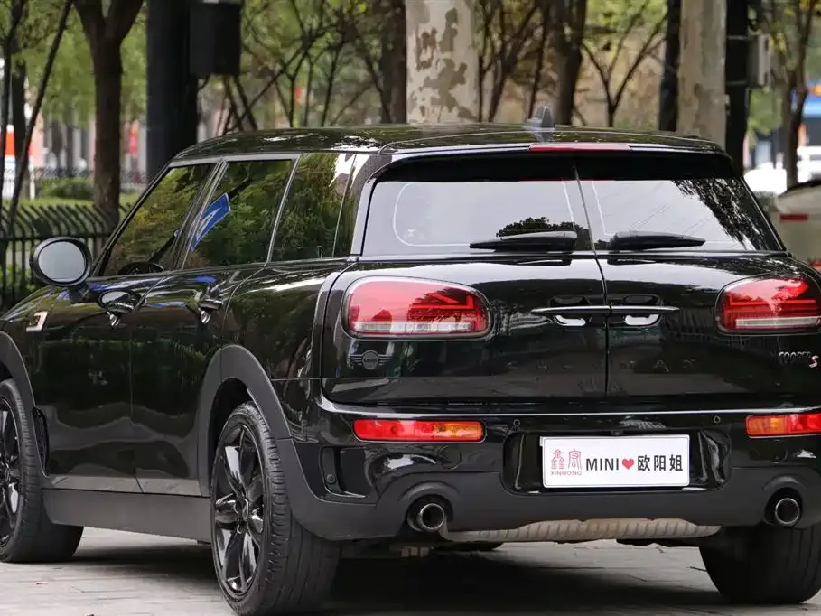 MINI Clubman — фото 6
